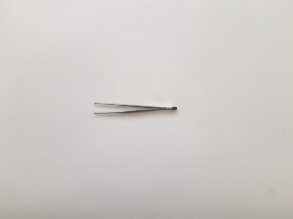 Surgical tweezers